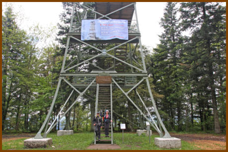 Auf dem Lembergturm geht es 150 Stufen hinauf